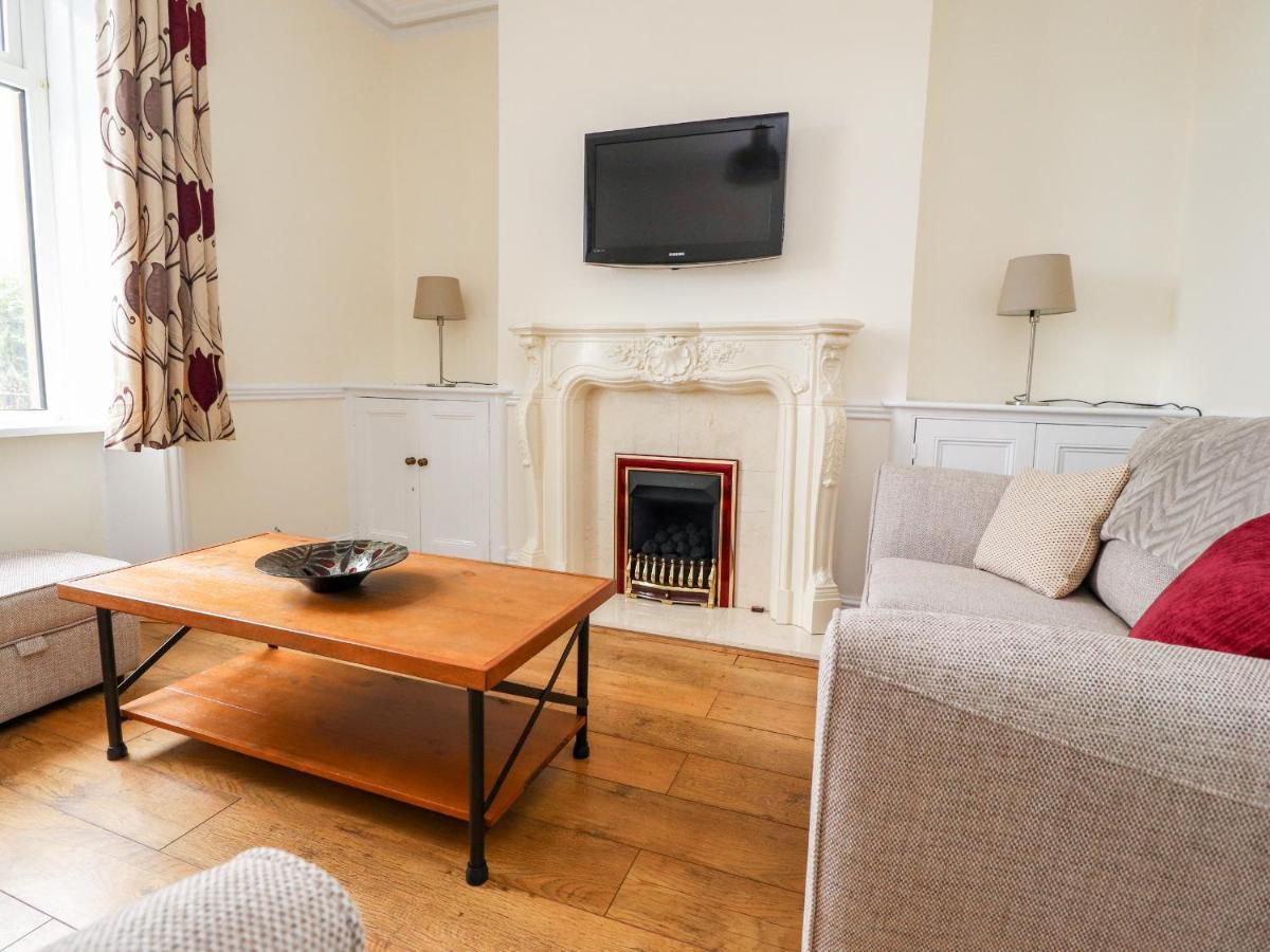 Kingfisher Cottage, 11 Airebank Terrace Скиптън Екстериор снимка