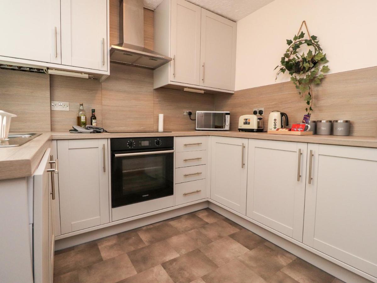 Kingfisher Cottage, 11 Airebank Terrace Скиптън Екстериор снимка